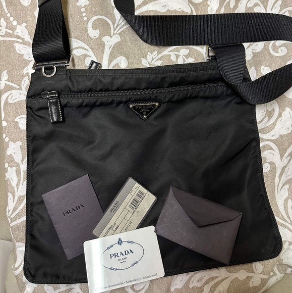 Prada Crossbodybag - Picture 3 of 4